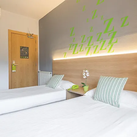 Hotel Bypillow Erba Girona
