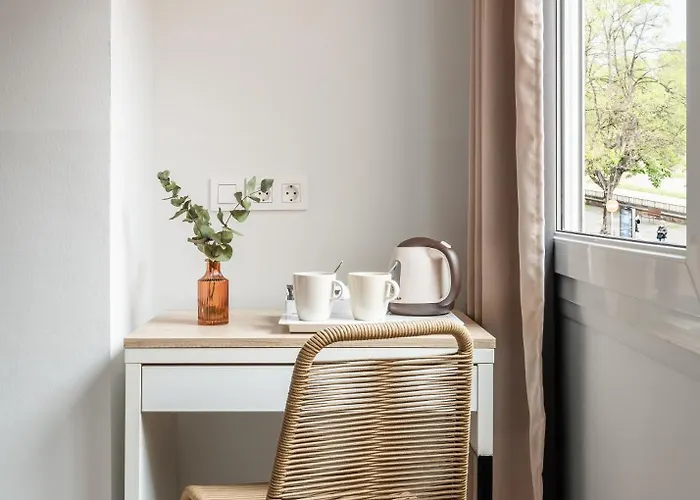 Bypillow Erba Hotel Girona