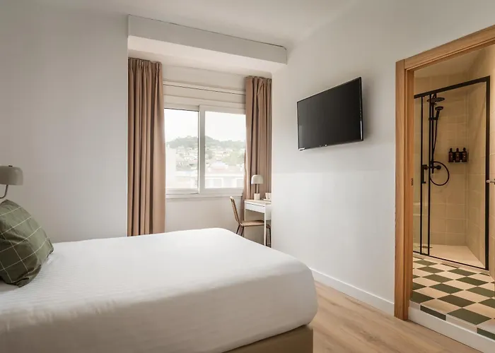 Hotel Bypillow Erba Girona