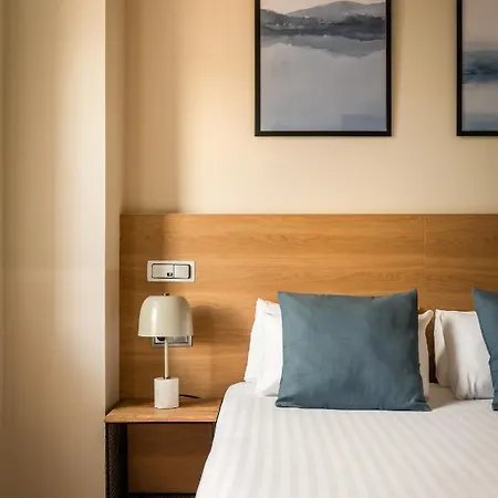 Bypillow Erba Hotel Gerona