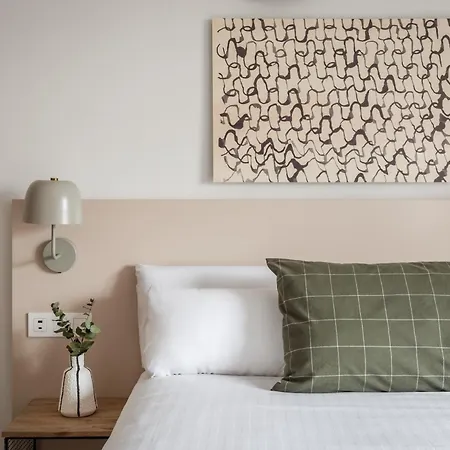 Bypillow Erba Hotel Girona