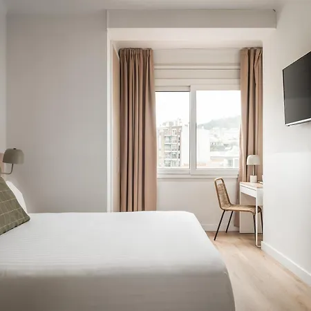 Hotell Bypillow Erba 2*