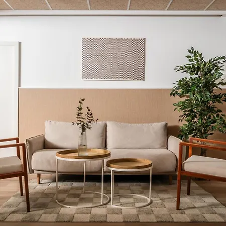 Hotel Bypillow Erba Girona