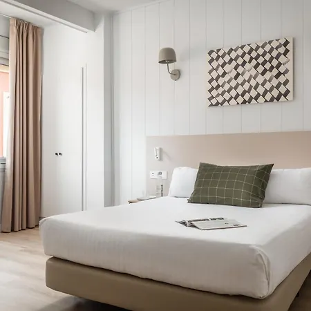Hotel Bypillow Erba Girona